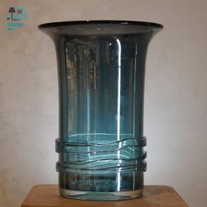 گلدان شیشه ای مدل نیلی