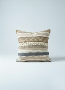 کوسن دستباف مدل آترا