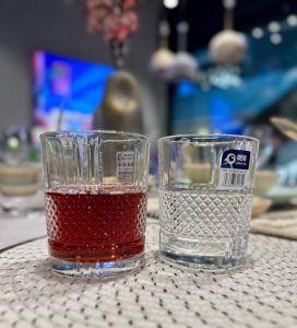 نیم لیوان Living Home